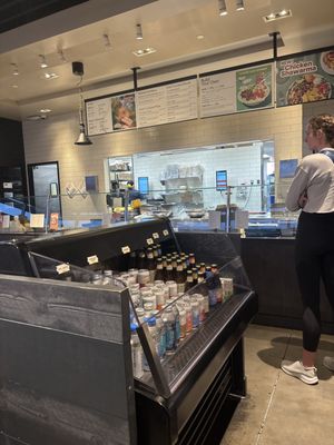 Zoës Kitchen by null