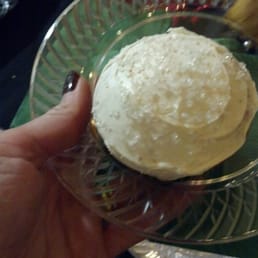 Niagara infused vanilla cupcake...yum Niagara infused vanilla cupcake...yum