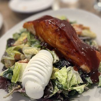 Green Street Restaurant - BBQ Salmon Cobb Salad - New American Near Me - Pasadena, California Green Street Restaurant - BBQ Salmon Cobb Salad - New American Near Me - Pasadena, California