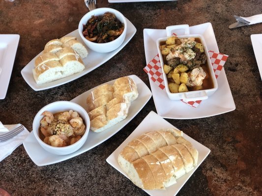 Food Truck Adobe Guadalupe by null