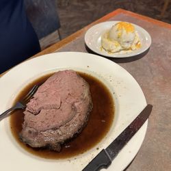Georgio's Apple Orchard Inn - Prime Rib with loaded mashed potatoes