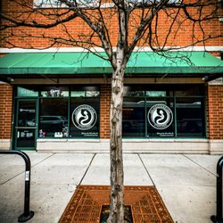 Dragonspine Cycling - Street view, storefront