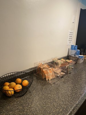 Howard Johnson by Wyndham Yuma by null