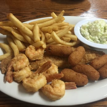 Stephanie's Restaurant - $14 Seafood Combo - probably not a repeat here! - American Near Me - Greensboro, North Carolina