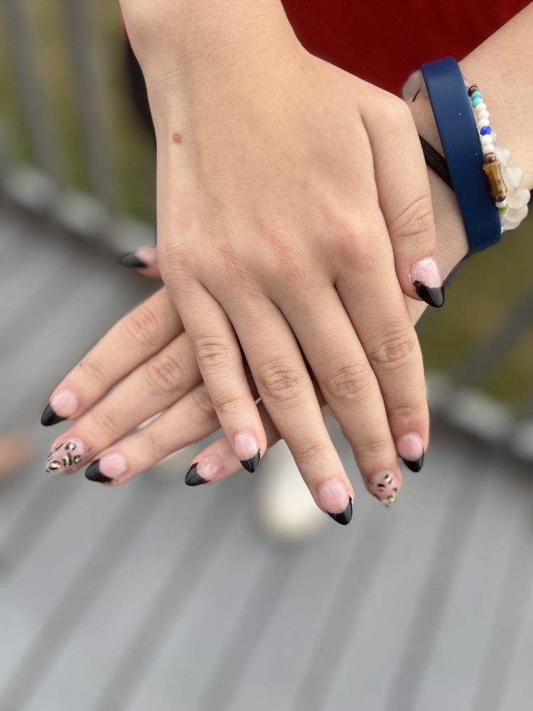 Nailed It By Bridgett Logo