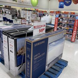 Real Canadian Superstore - Time I took picture and prize tag which manager ask somebody to change while we were talking to him at cashier desk.