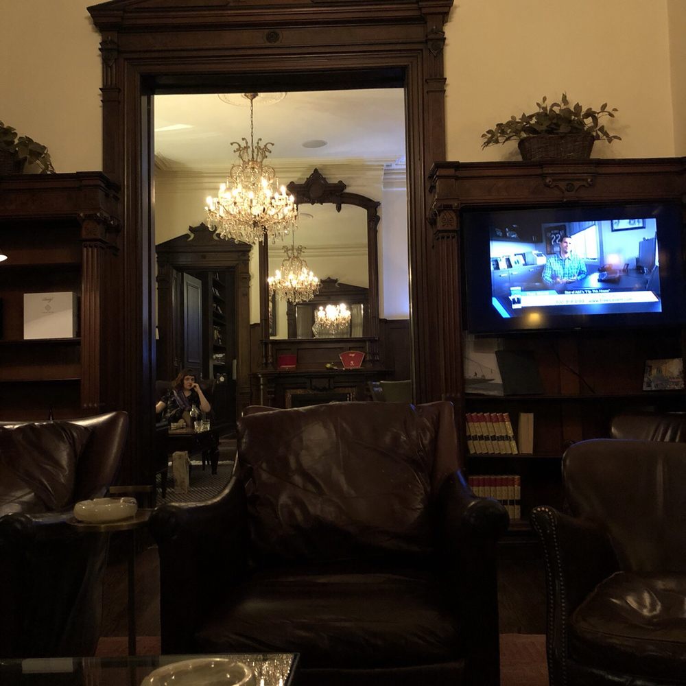 Biggs Mansion - Tobacco Shops Near Me - Chicago, Illinois Biggs Mansion - Tobacco Shops Near Me - Chicago, Illinois