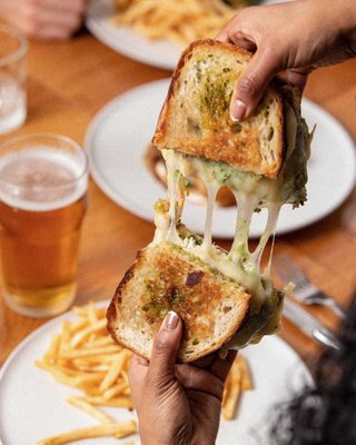 Isla & Co. - Williamsburg by null