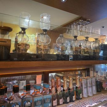 Breaking Bean Kafe - Coffee & Tea Near Me - Vancouver, British Columbia
