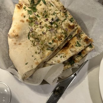 Chola - Chilli garlic naan - Indian Near Me - New York, New York Chola - Chilli garlic naan - Indian Near Me - New York, New York