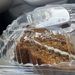 Premier Cakes - Side view