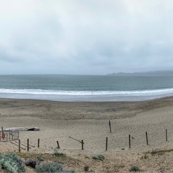Baker Beach - Panoramic view of Baker Beach just north of the parking lot - Parks Near Me - San Francisco, California Baker Beach - Panoramic view of Baker Beach just north of the parking lot - Parks Near Me - San Francisco, California