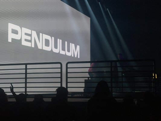 Avant Gardner by null