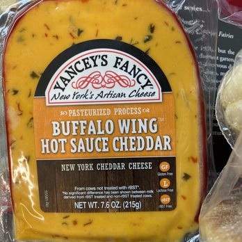 Mariner Market - It's "Artisan Cheese", yo! - Grocery Near Me - Cannon Beach, Oregon