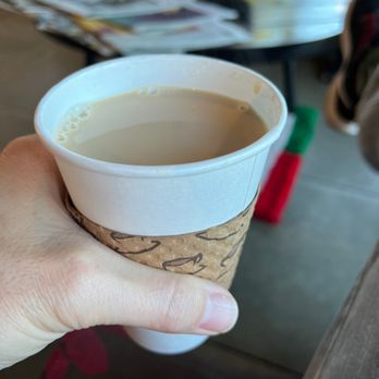 Impresso Espresso - 16oz water with cream and coffee - Coffee & Tea Near Me - SeaTac, Washington
