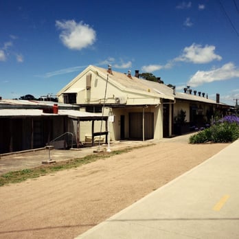 Robertson Cheese Factory - Rustic country style at its best - Cheese Shops Near Me - Robertson, NSW