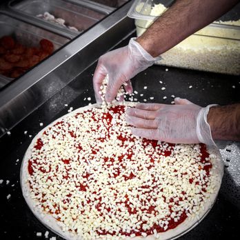 Gino's Pizza - Pizza Near Me - Port Perry, Ontario
