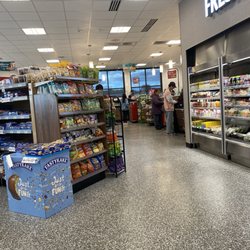 Wawa - Grab & Go, made to order in back