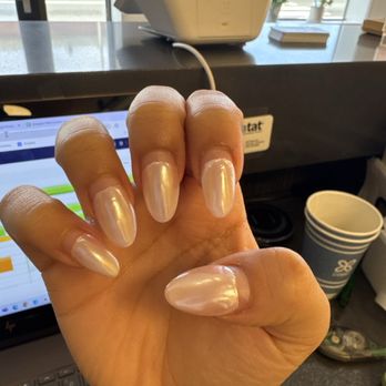 21 Nail Lounge - Arlington - Over 3 weeks of growth. I got bubble bath with chrome  i got so many compliments. - Nail Salons Near Me - Arlington, Virginia