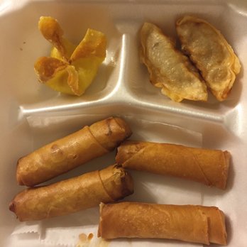 Ding How Asian Bistro - Bistro's Treasures Sampler (minus one crab rangoon). Egg rolls, crab rolls, dumplings, and crab rangoon were all delicious! - Chinese Near Me - Ridgeland, Mississippi Ding How Asian Bistro - Bistro's Treasures Sampler (minus one crab rangoon). Egg rolls, crab rolls, dumplings, and crab rangoon were all delicious! - Chinese Near Me - Ridgeland, Mississippi