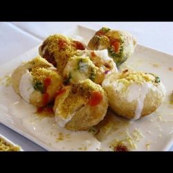 Dahi puri absolutely delicious.