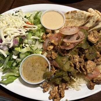 Odeh’s Mediterranean Kitchen - Chicken Shawarma Pita Platter - Mediterranean Near Me - High Point, North Carolina
