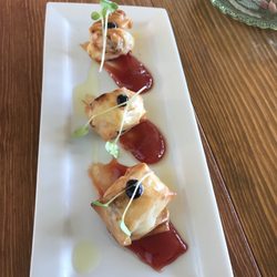 Amics - Goat cheese "pillows".