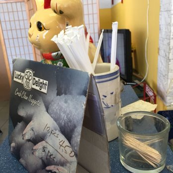 Happy House - Nick-nacks on the counter... - Chinese Near Me - Homestead, Florida