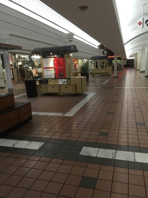 Greenbriar Mall by null