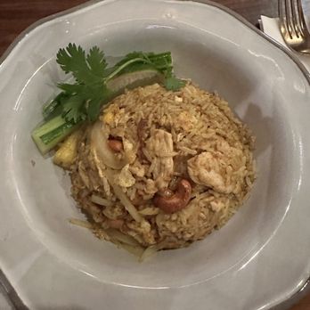 Mitr Thai - L. Phuket Pineapple Fried Rice. - Thai Near Me - New York, New York