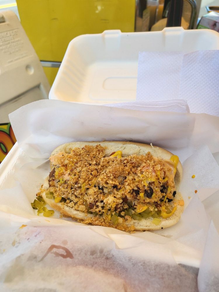 VEGGI DOGS 19 Photos Food Stands 819 Kapahulu Ave, Honolulu, HI