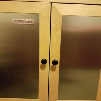 El Dorado Motel - fridge doors with no fridge - Hotels Near Me - Salinas, California