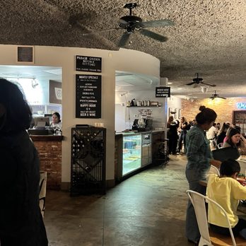 Paulie's - Sandwiches Near Me - Houston, Texas