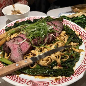 Wenwen - Beef Fat Chili Oil Noodle - Taiwanese Near Me - Brooklyn, New York