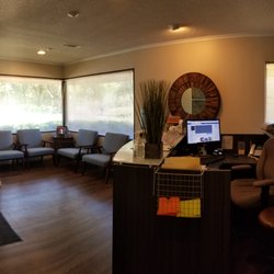 Comfortable and relaxing setting and helpful staff that keeps you informed and can answer your questions.