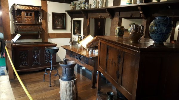 Hall's Croft by null