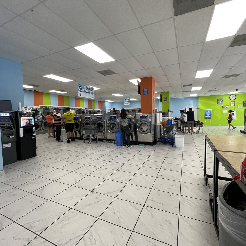My Hangers - "Busy" Saturday - Laundromat Near Me - Austin, Texas My Hangers - "Busy" Saturday - Laundromat Near Me - Austin, Texas