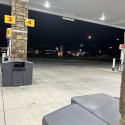Hamilton Place Shell