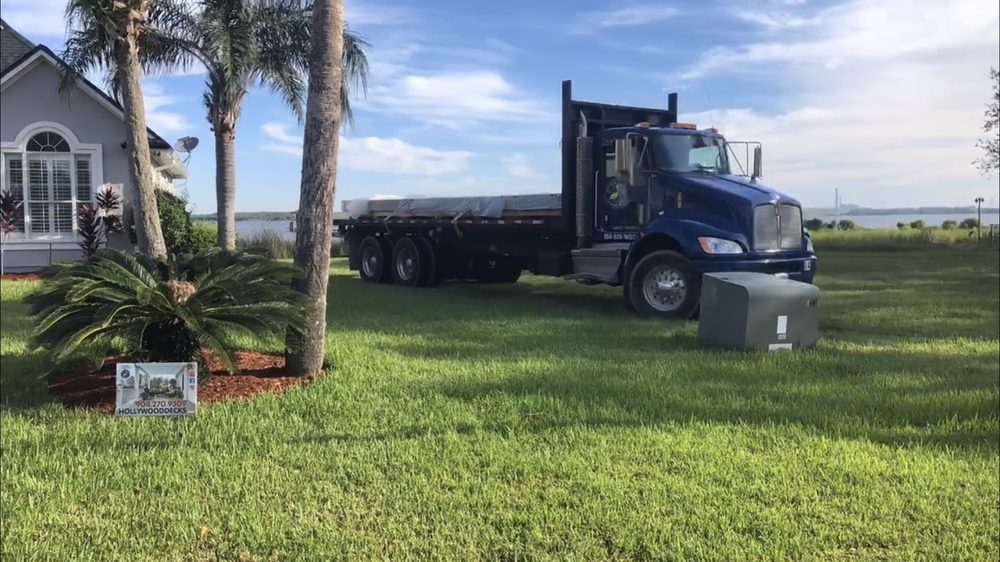 DECKS & DOCKS Updated August 2024 5936 Philips Hwy, Jacksonville, Florida Building