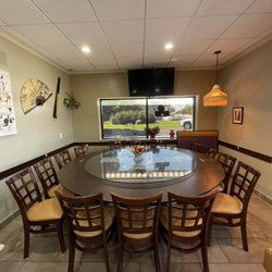 Szechuan Fan - 16 seats round table