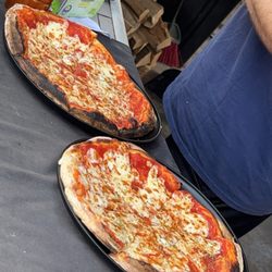 Indian Ladder Farms Cidery & Brewery - Wood fired pizza (DiFazio's)