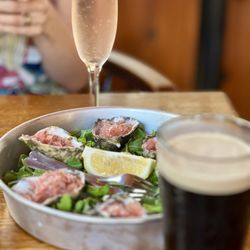 Coast Cafe - Half dozen oysters