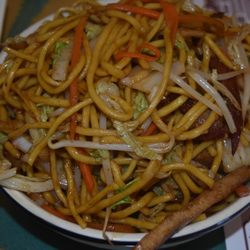 Gai Poo Lo Mein noodles! (6/17/18)