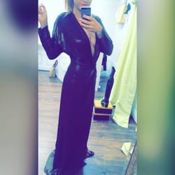 Posche - I love these dresses from @poschemalahide picking an outfit for the wedding next weekend!! #Dublinshopslocal #poschemalahide
