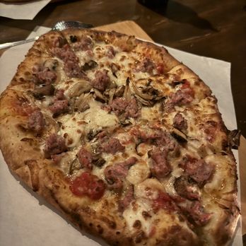 SWeL Restaurant - Italian Sausage Pizza - New American Near Me - Seattle, Washington SWeL Restaurant - Italian Sausage Pizza - New American Near Me - Seattle, Washington