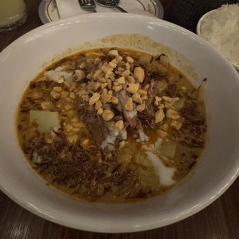 Eem - Massaman Curry with Smoked Lamb Shoulder - Cocktail Bars Near Me - Portland, Oregon