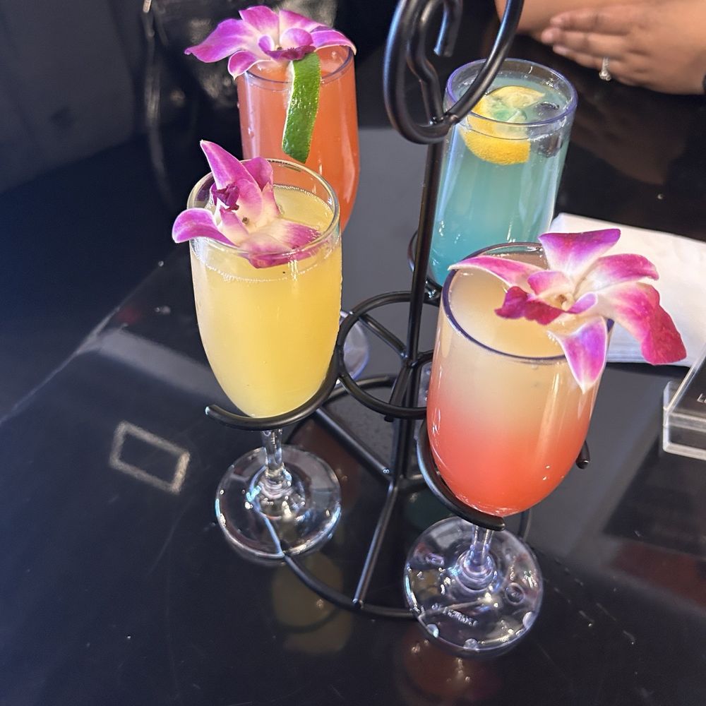 T's Brunch Bar - Mimosa Flight - Seafood Near Me - Douglasville, Georgia T's Brunch Bar - Mimosa Flight - Seafood Near Me - Douglasville, Georgia