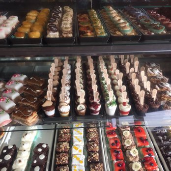 Gilbert's Bakery - Bakeries Near Me - Miami, Florida