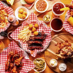 Buddy's Bar-B-Q - Sevierville - Locally loved bbq!