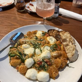 Camporosso - Gnocchi - Pizza Near Me - Fort Mitchell, Kentucky